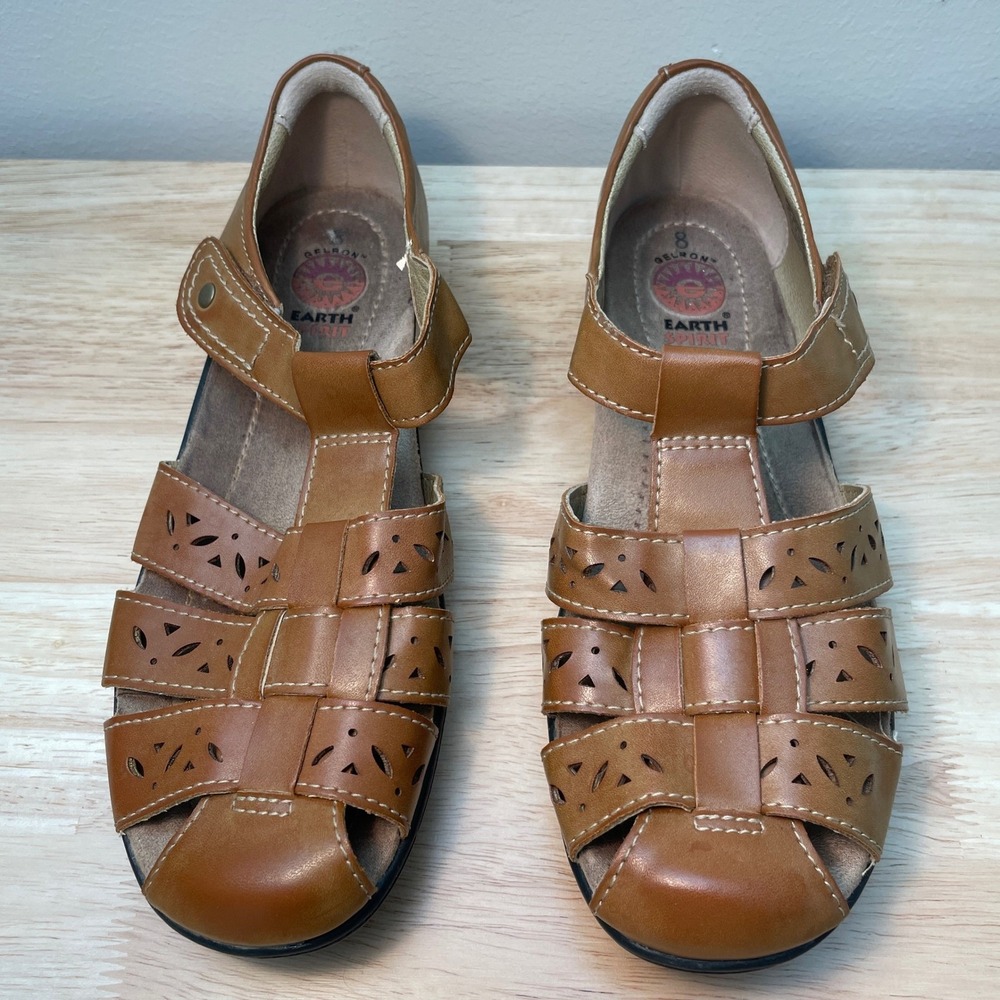 Earth Spirit Gelron Womens 8 Tan Leather Fisherman‎ Sandals Laser Cut Flats